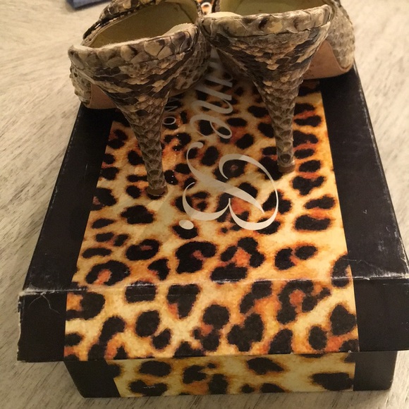 Mules - Picture 4 of 4